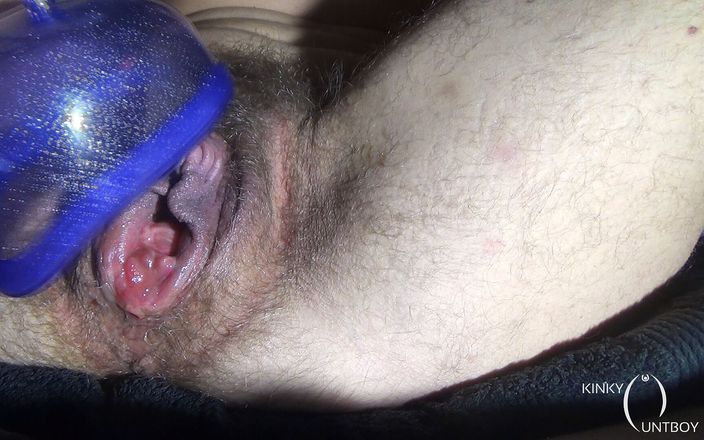 FTM Kinky cuntboy: Hairy FTM pussy pumped for the first time