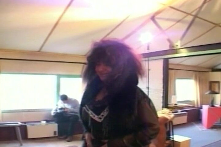 Monde Francais: Ohromující anální skupinová akce s nadrženými francouzskými děvkami