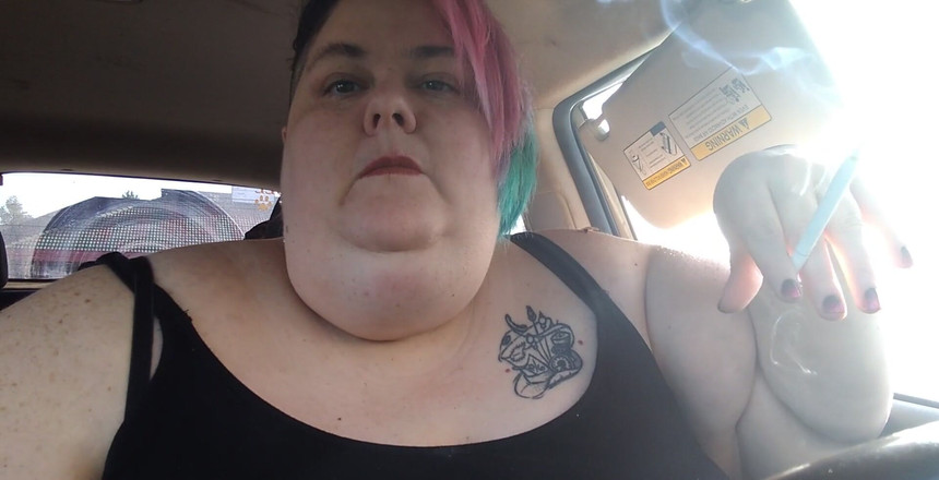 Kitty Delgato: Kouření a chcaní v autě, rachot bříška a dokonce i...