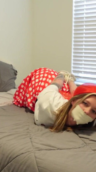 Peyton's Sultry '50s Bondage Captivity 4K POV Restraint Bliss Awaits!