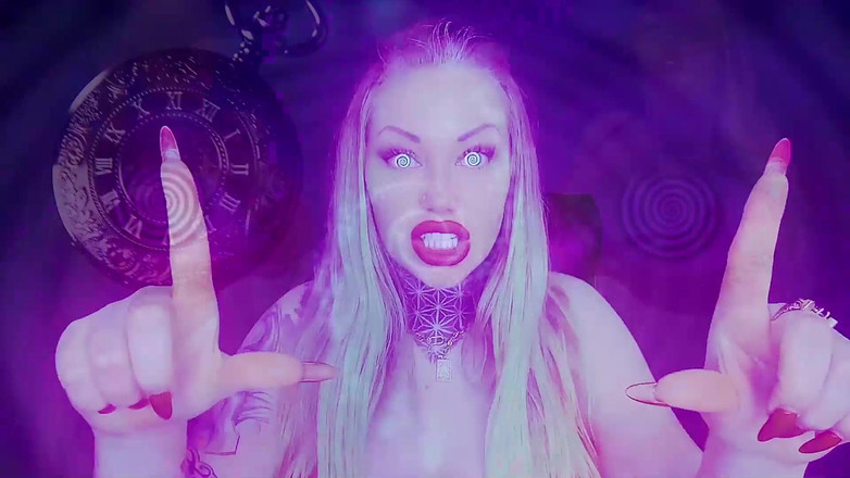 Goddess Misha Goldy: Pengingat ngintip! Belilah jika Kamu Adalah Pecundang Yang Menyedihkan!