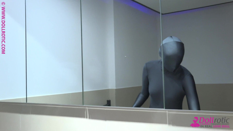 Dollrotic: Zentai Doll Transformation