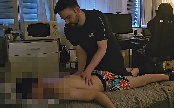 AntoGoesHunting: Cel mai bun prieten al meu hetero mert și eu îi ofer...