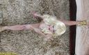 Sexflex video: चरम लचीली contortion बेब पागलपन दिखाती है