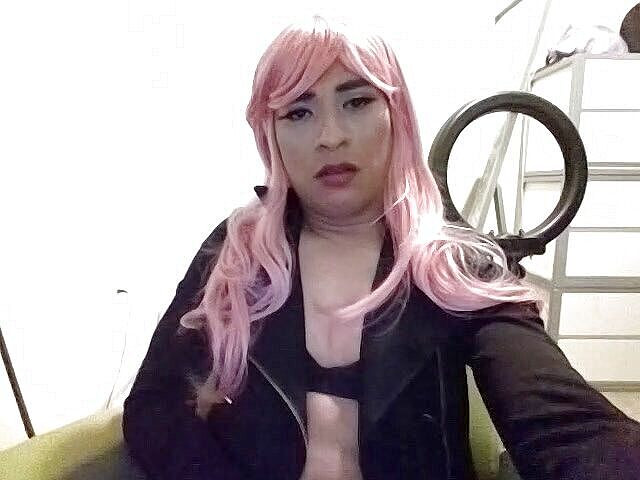 Dressing up: Соло мисс Josefina, сексуальная, нижнее белье, сосание дилдо, дилдо с глубокой глоткой.