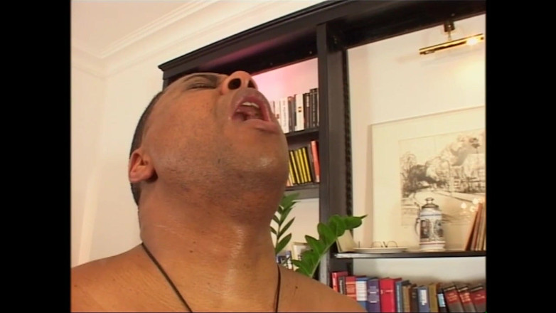 Purzel Official: Dos pollas grandes para una puta rubia