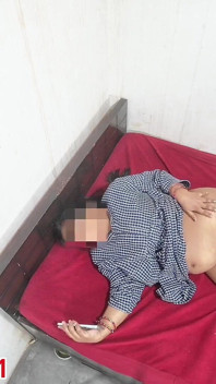 Suami kongkek isteri hamil 7 bulan pancut ke dalam pepek creampie pancutan mani