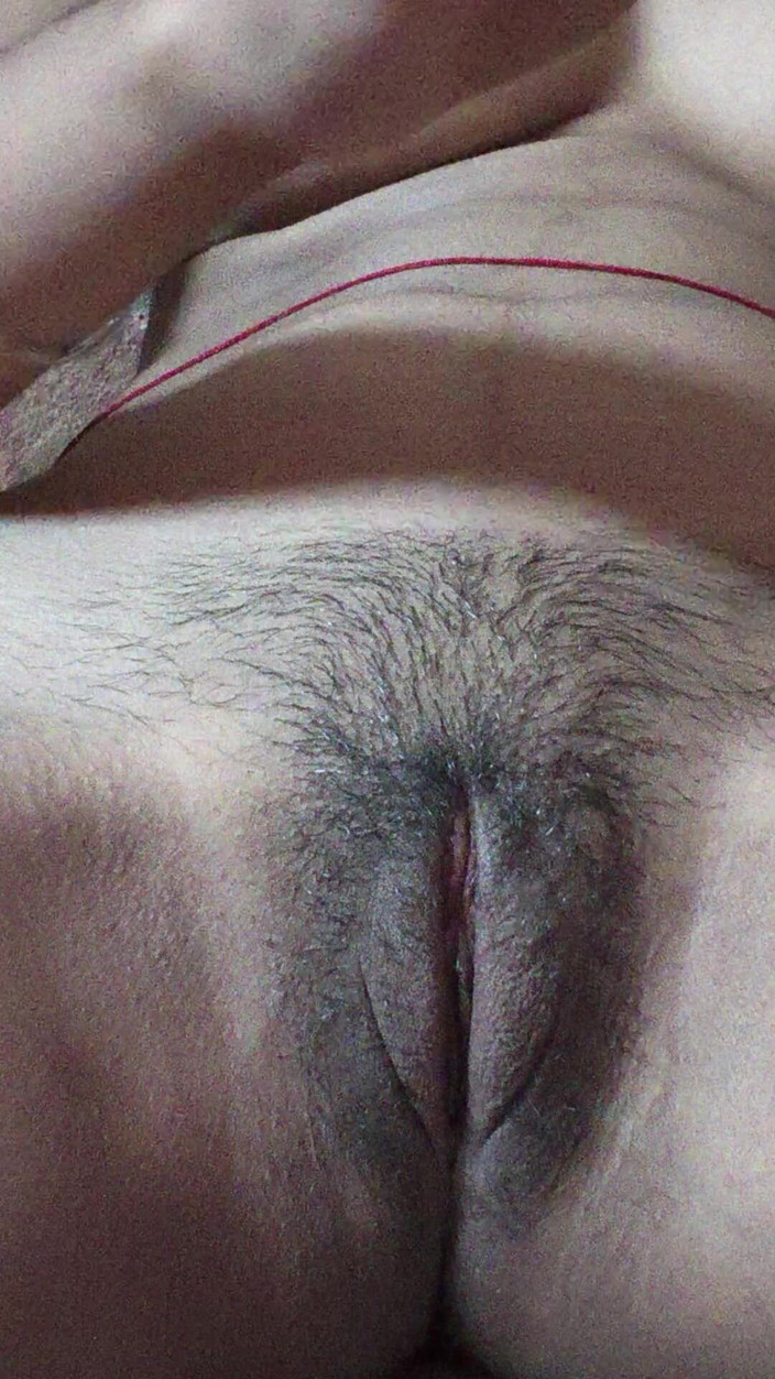 Moma: Video sexy mentre guardo ora il mio video