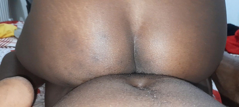 BMCs: Durmadan öfkeli bir şekilde atlıyor, büyük yarağım kısıtlamayı kaldıramıyor