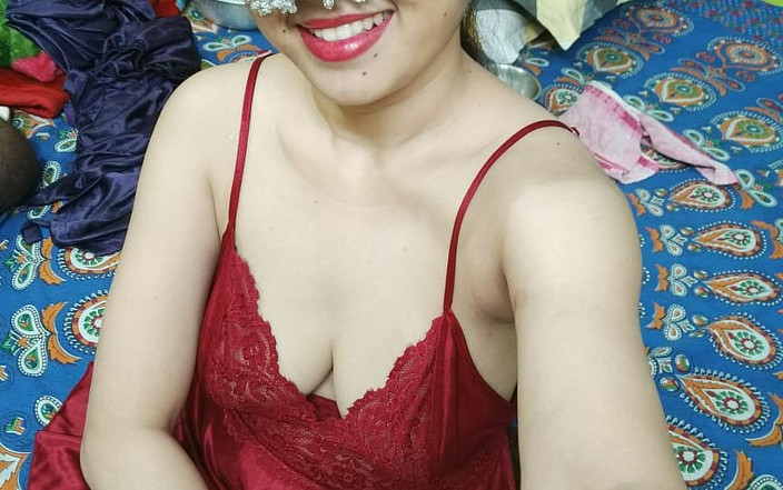 INDIA_ANAMIKA: 내 첫 누드 비디오