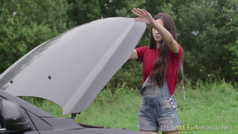 Teen Mega World: X-angels - lucky hiker