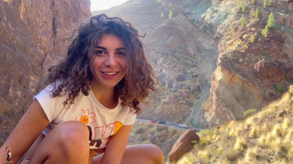 LadyAna: My Girlfriend Gets Big Cock in the Canyon