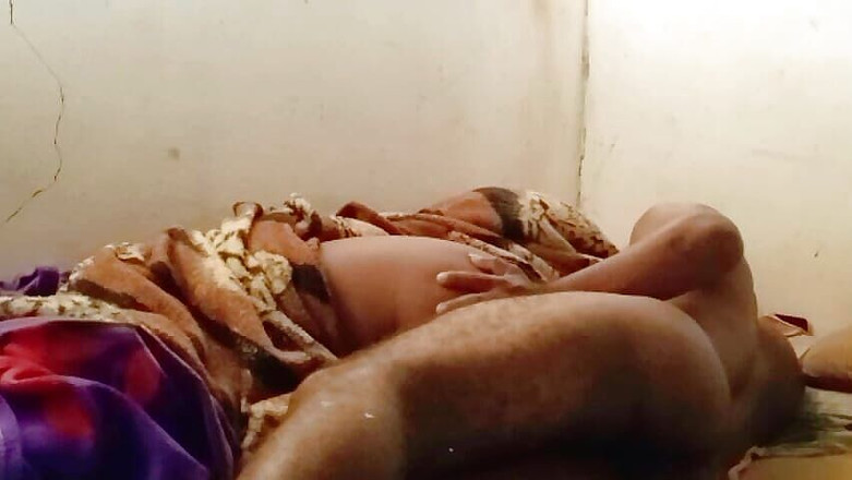 Casalsaodaporra: Sexe matinal avec une demi-sœur à gros cul