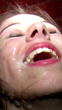 Teen Cum Slut Maise Dee Returns to Sucks off More Doggers and Get Covered in Cum
