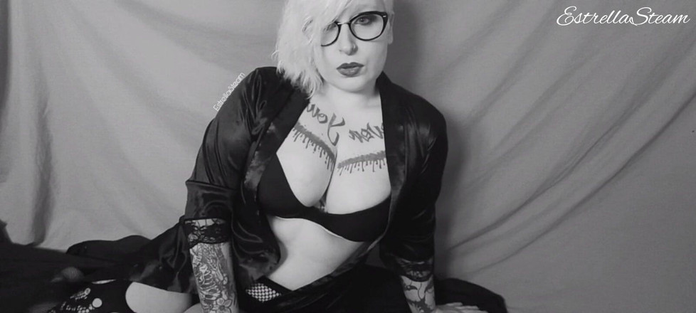 Estrella Steam: joi 在西班牙撸管和射在我的奶子上