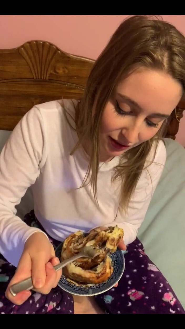 Sensual productions: 시나본에 사정하고 레인이 먹는다