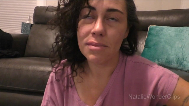 Natalie Wonder: MILF buruk mengambilnya ke tahap lain