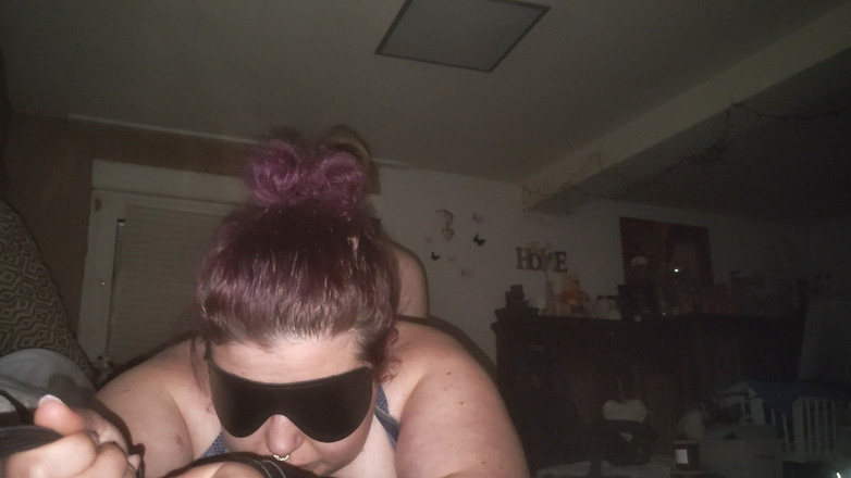 MarryDustin: Beni bağlıyor ve sert sikiyor!