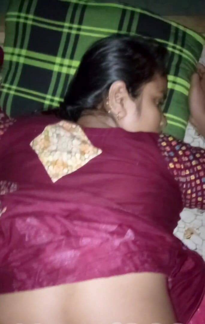 Angel Surovi Lata: Sem Courrent Bhabhika Gorme, Guske Bhabhiko Codai Kiya.