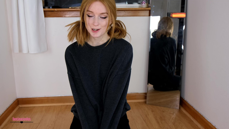 Destination Kat: Je ziet me niet eens naakt