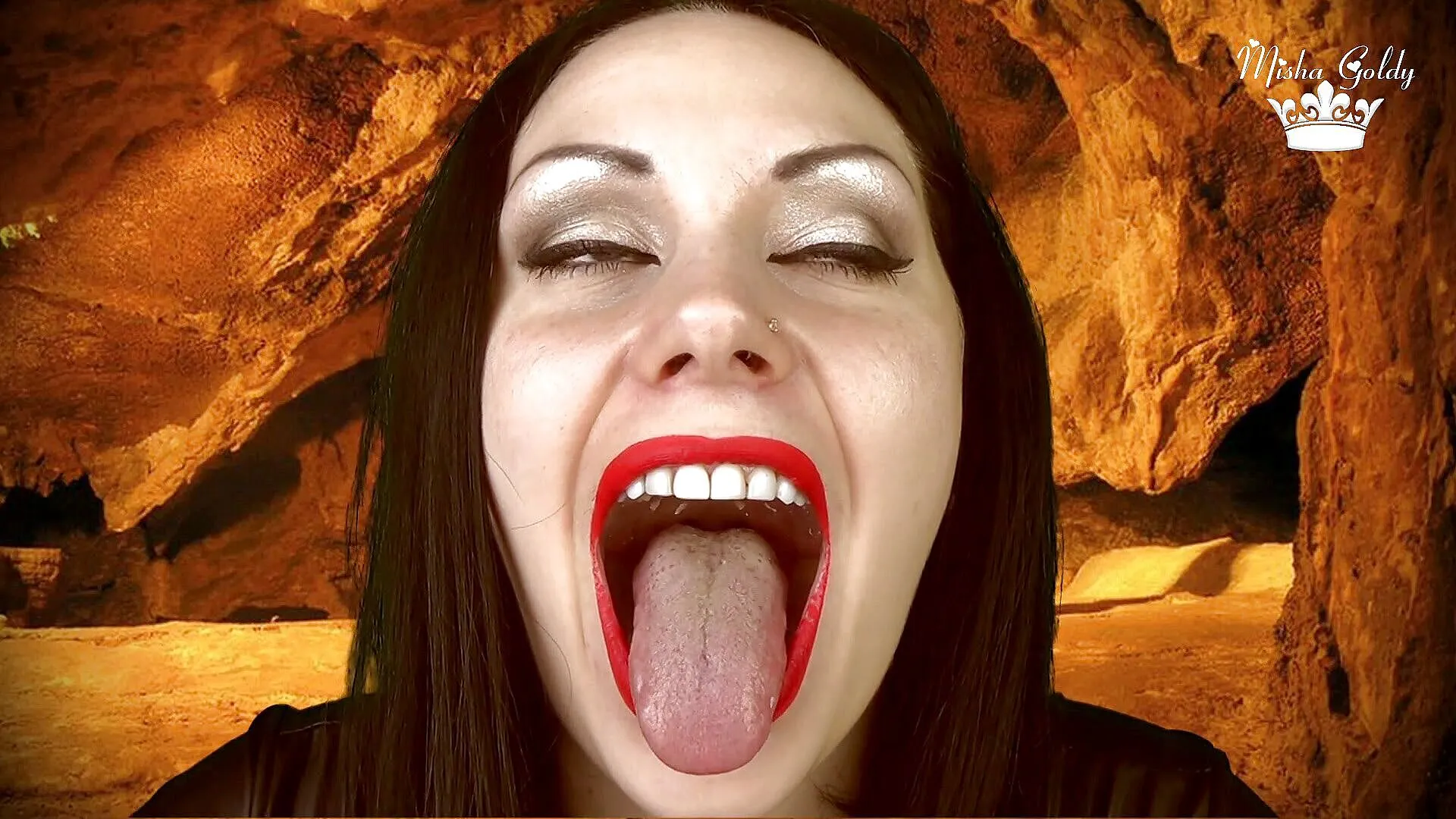 Hungry werewolf wants to consume you alive (POV vore, mouth, tongue and  throat) von Goddess Misha Goldy | FapHouse