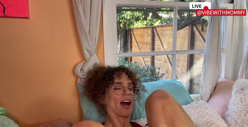 VibeWithMommy: Anal Creampie JOI Cum Countdown!!! Love You Sweeties!