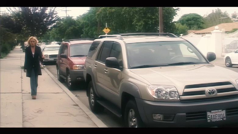 BestPorn85: オーロラ・スノウは、彼女の引き締まったポルノボディのあらゆる穴を尻の手すりファックに使います