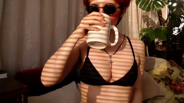 The Antichristrix: Seksi 4/20 - Pertunjukan webcam lengkap