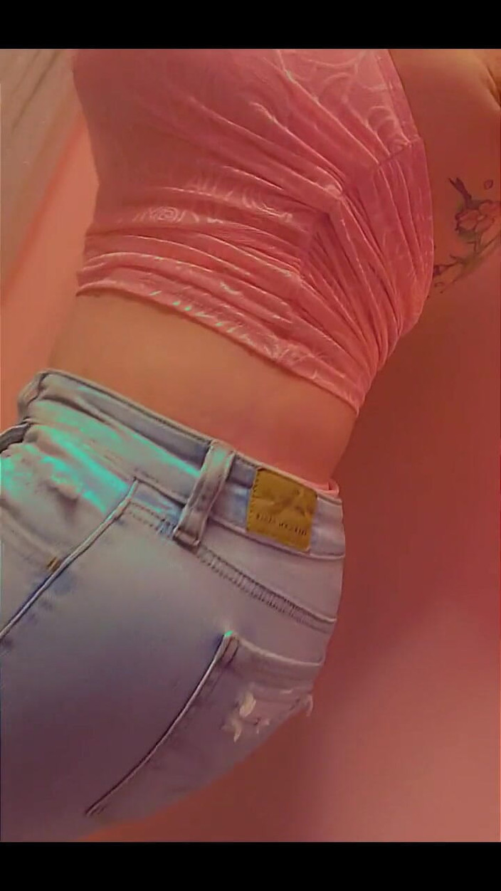 PaintedRose: मैं बस फुहार छोड़ रहा हूँ