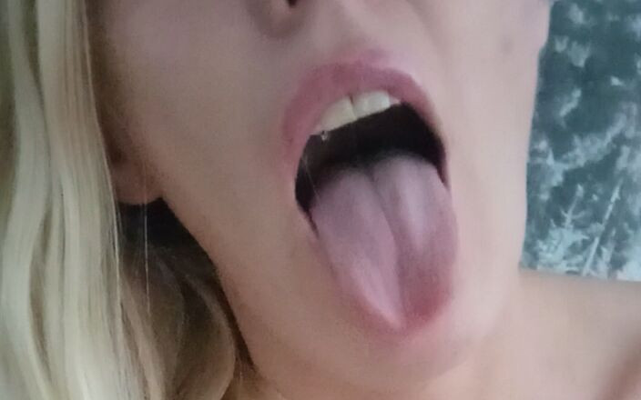 Susana: Permainan Dildo 1