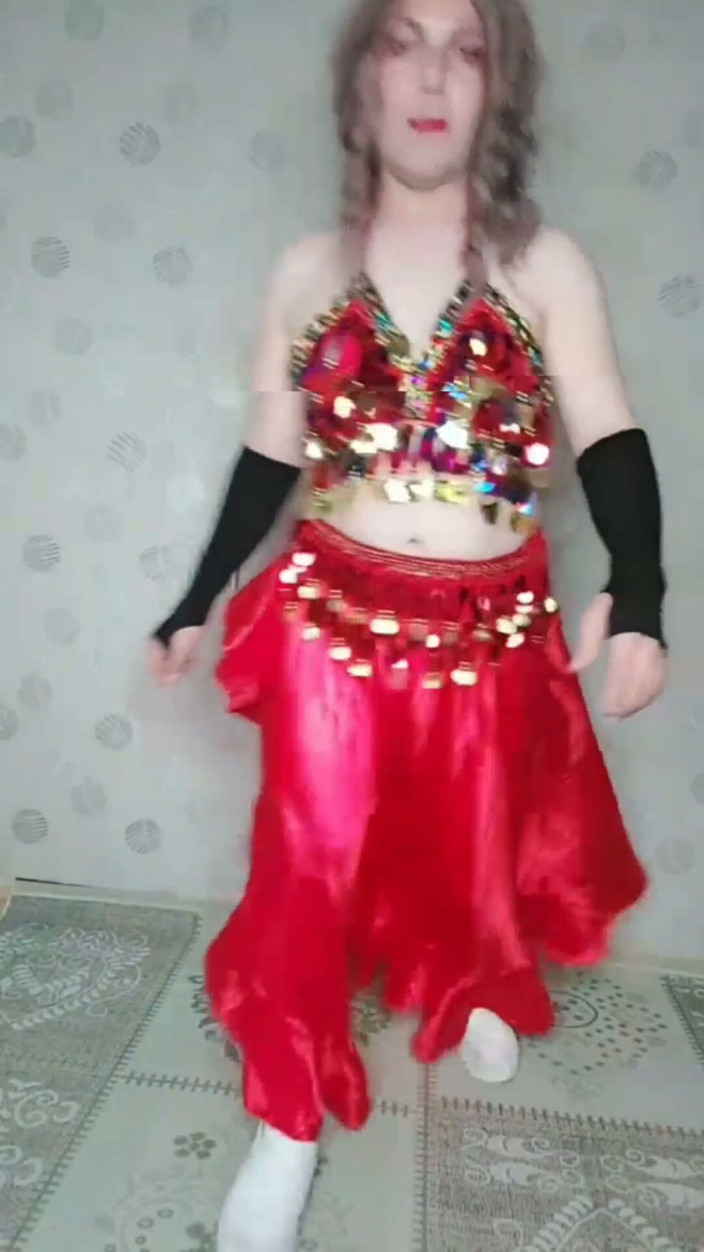 Kitty_Cross: Naughty Belly Dancer Hot Moves White Body