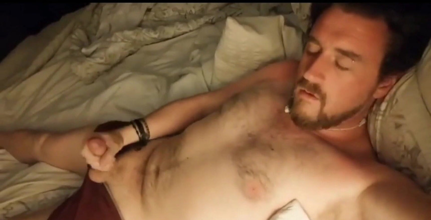 Dirty Talking Guy: 睡觉前的快速撸撸