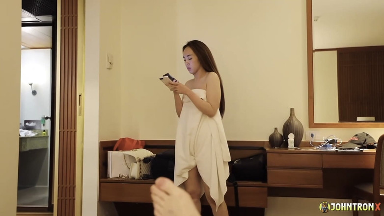 John Tron X: Johntronx - gagică asiatică exotică este futută și pulverizată cu spermă