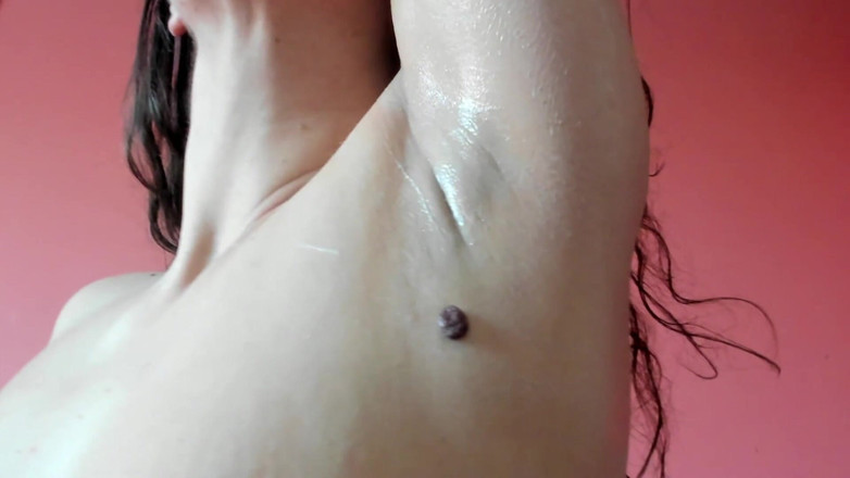 Mistress Hotwife Venus: Armpits shaving. Armpits fetish