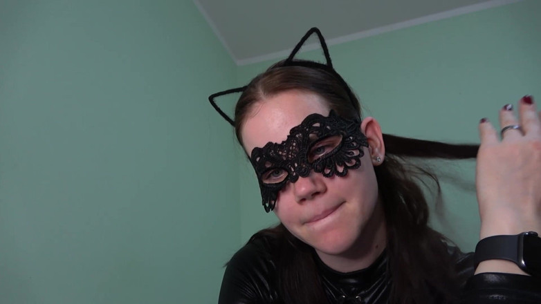 Anna Sky: Catwoman Si Hraje S Myší V POV