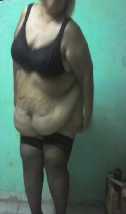 Gorditabella 2508: Horny dance 1
