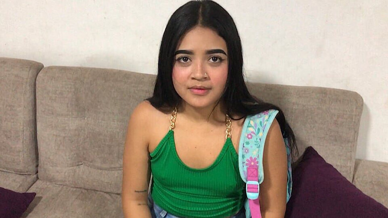 Yohamedi: Patron soyunmak için hizmetçisinin ödemesini sunuyor