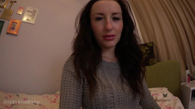 SophiaSmithUK: 내 남친이 너한테 주먹을 뚫어