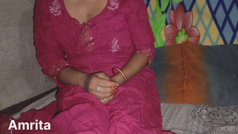 Amrita: Bhabhi Ko Pela 집에서 힌디어 비디오