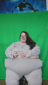 Fat SSBBW Goddess Clothes Try on