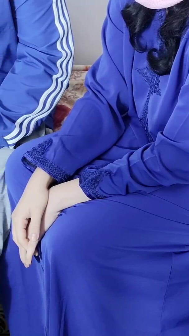 Basant: Sex arabská manželka v hidžábu