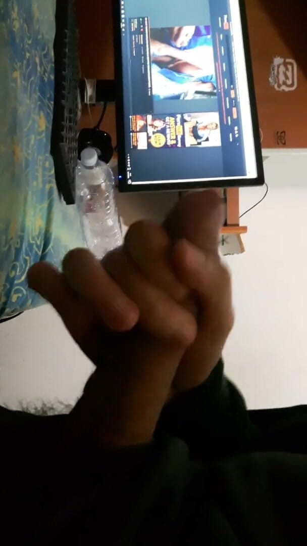 Lo Zborro: Zakar Besar Itali Hanya Untuk Awek Panas