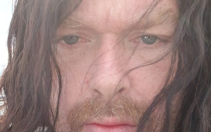 Sexual,intense,justice inc.: Aku di kamar mandi