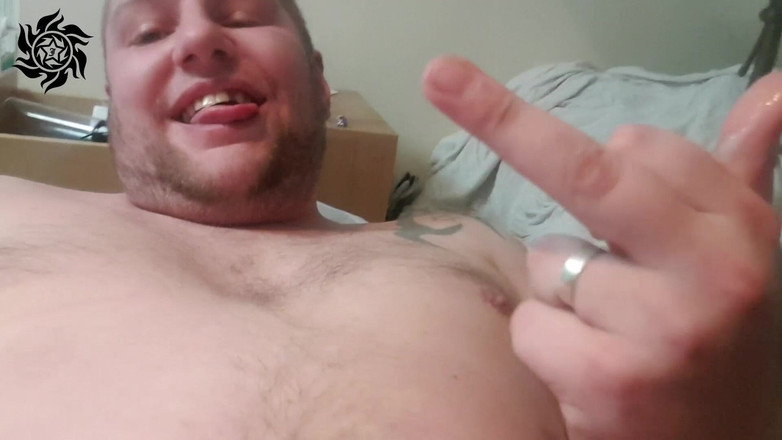 Jimbob Star GAY: Jimbob fodendo sua buceta apertada com cinta-caralho