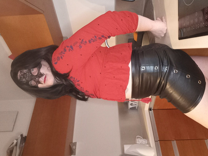 MamaZSekretem: Transm - sexy enseña a su hijastra cómo complacer a los...