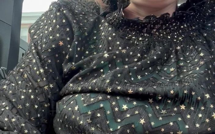 MistressWriggler: Att komma topless i passagerarsätet Cos det var iskallt och...