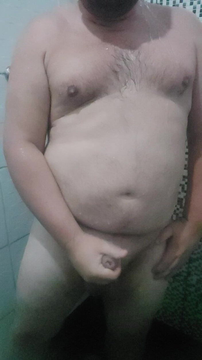 Heavyhitterboxer: Făcând un duș și ejaculând