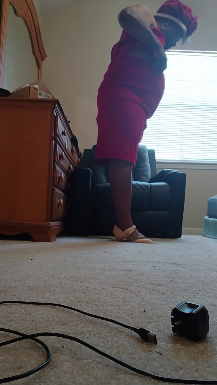 DURABLE PAPYRUS93: Kırmızı elbiseli travesti travesti crossdresser