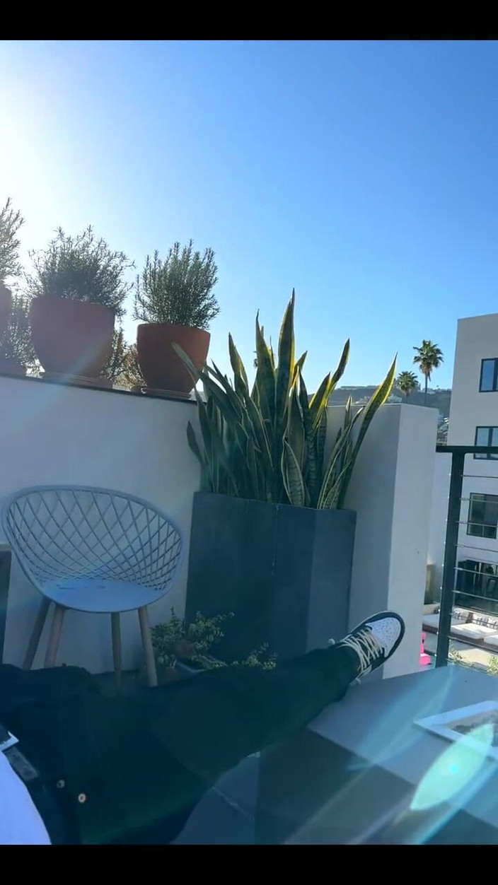 Josie Jaxxon: La Update