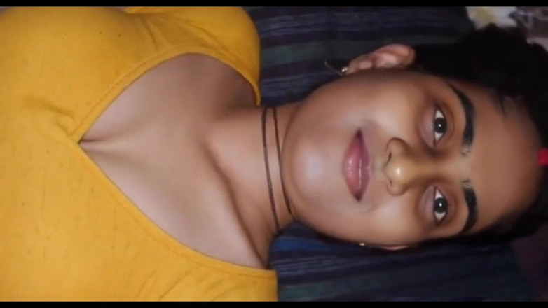 Ankita277: Deshi dorpsmeisje zeer mooie hete gril seks met strakke kut...